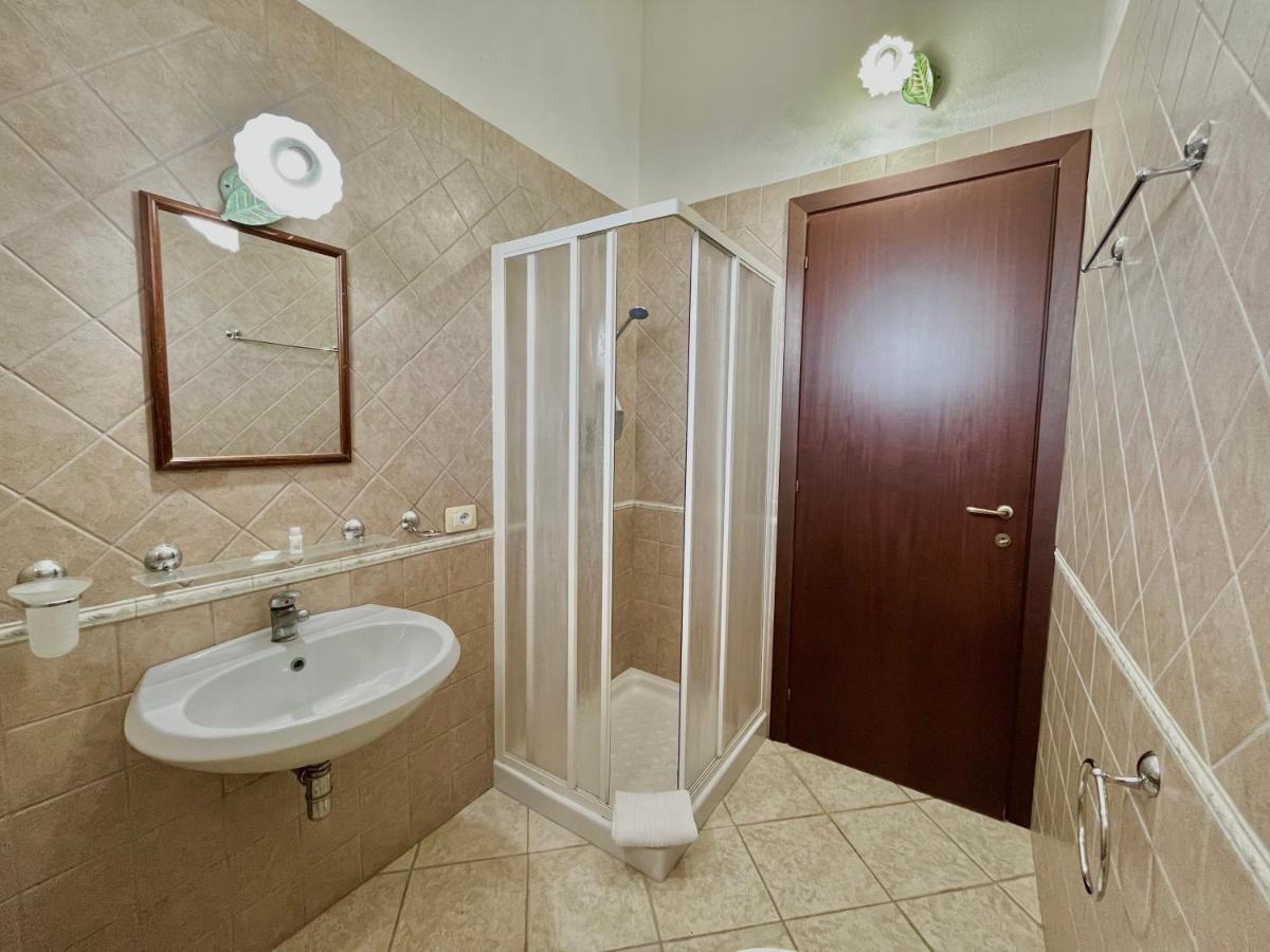 Agricantus 2000 Farm stay Capoterra